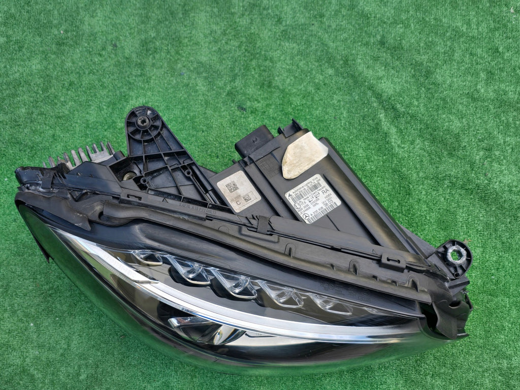 Frontscheinwerfer Mercedes-Benz W205 A2059063803 Full LED Rechts Headlight SCH7612806824oh