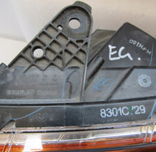 Laden Sie das Bild in den Galerie-Viewer, Frontscheinwerfer Fiat Fullback L200 831C729 Links Scheinwerfer Headlight