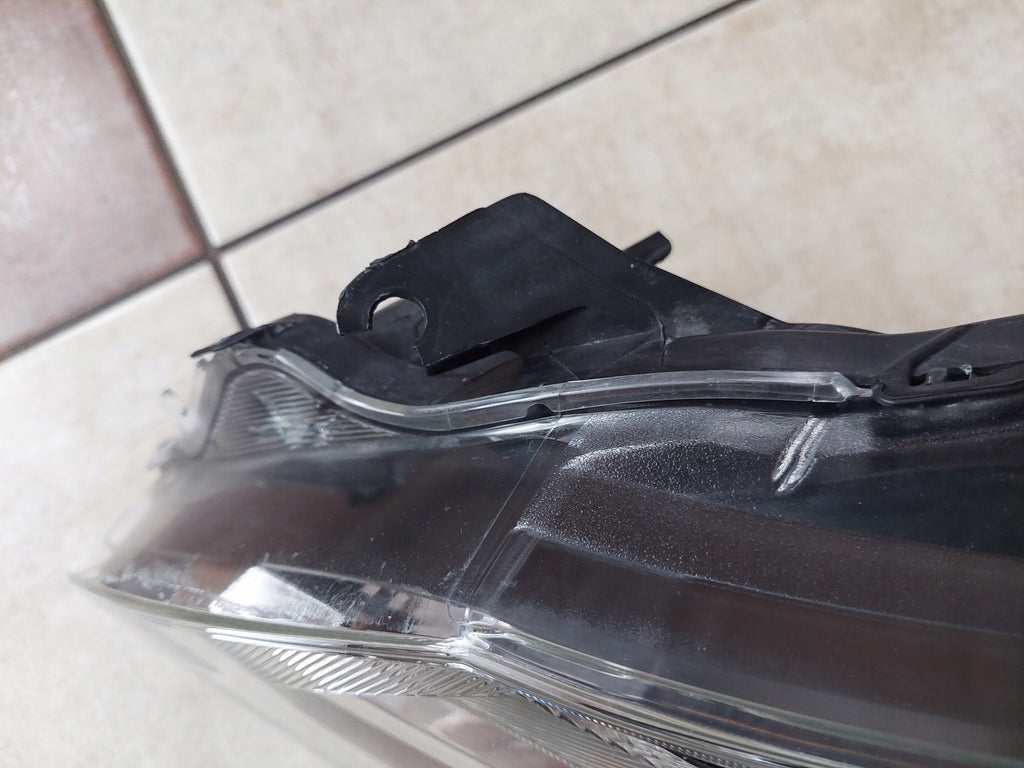 Frontscheinwerfer Toyota Yaris Links Scheinwerfer Headlight