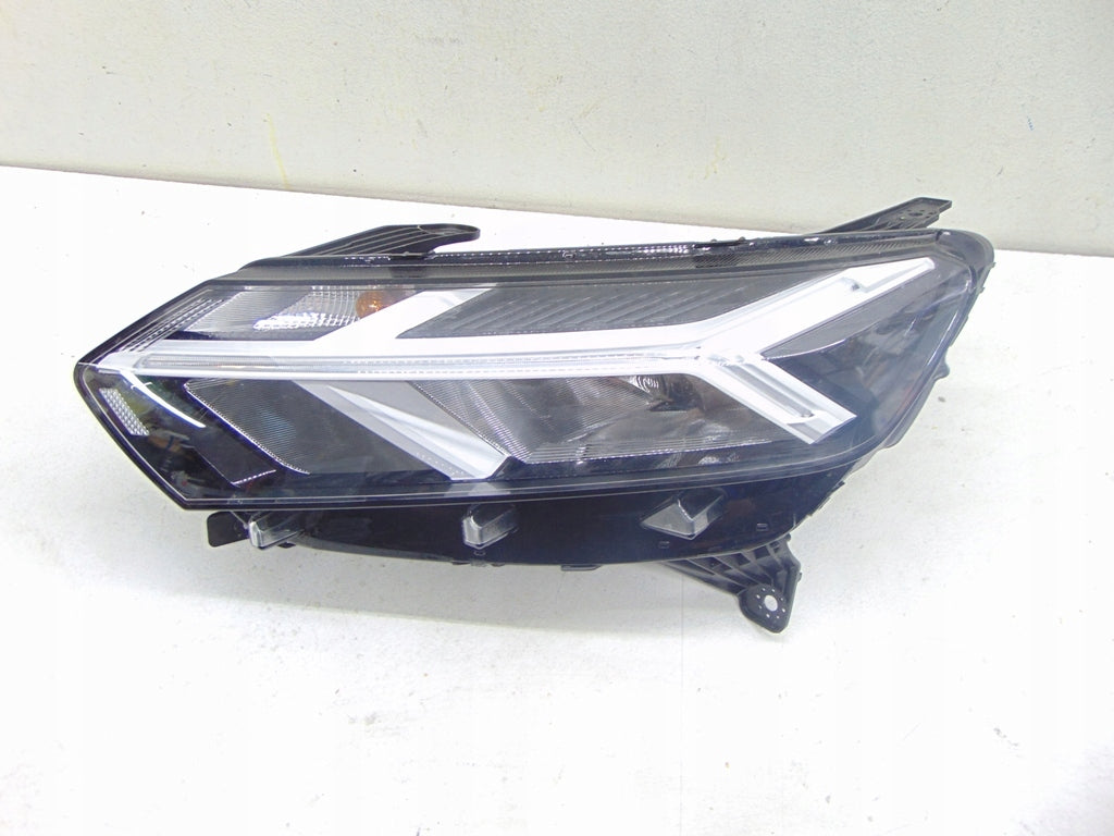 Frontscheinwerfer Dacia Sandero III Logan 260601750R Links Headlight