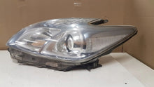 Laden Sie das Bild in den Galerie-Viewer, Frontscheinwerfer Toyota Prius A045053 Links Scheinwerfer Headlight SCH4534737888gj