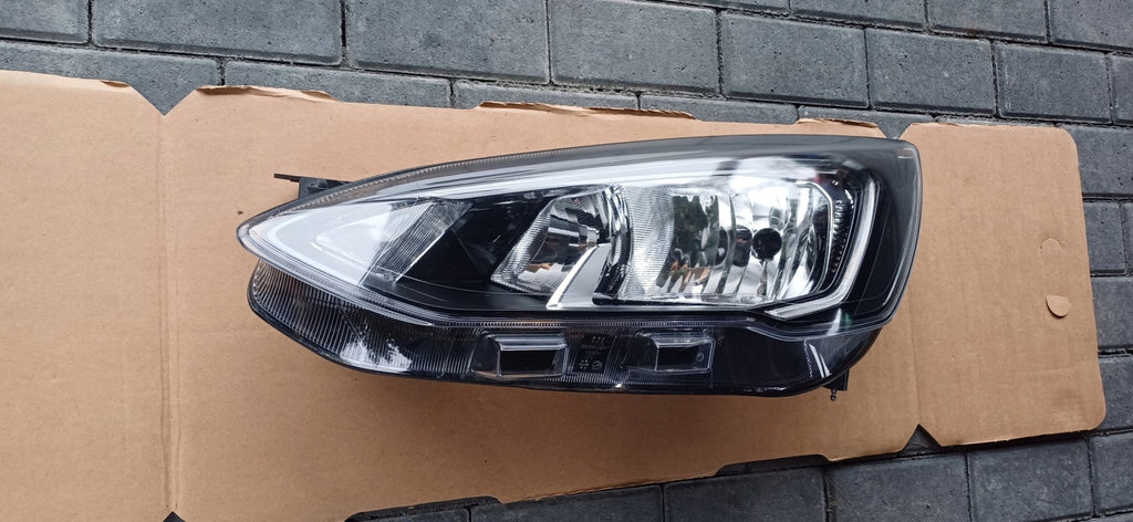 Frontscheinwerfer Ford Focus JX7B13W030CE Links Scheinwerfer Headlight SCH9171277188xo