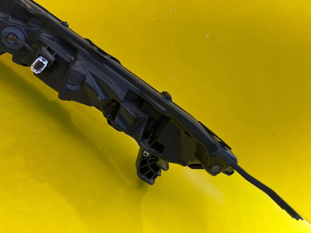 Frontscheinwerfer Mitsubishi Eclipse Cross 92206010 LED Rechts Headlight