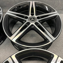 Laden Sie das Bild in den Galerie-Viewer, 4x Alufelge 18 Zoll 7.5" 5x112 49ET Glanz Schwarz A1774010700 Mercedes-Benz Cla FEL9497353241ms