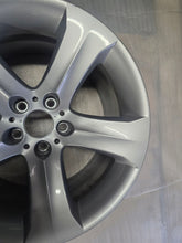 Laden Sie das Bild in den Galerie-Viewer, 1x Alufelge 19 Zoll 10.0" 5x120 21ET Glanz Silber 6778587 BMW X6 E71 Rim Wheel FEL6931949576xe