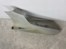 Laden Sie das Bild in den Galerie-Viewer, Kotflügel Mercedes-Benz Eqc Vorne Rechts Zum Streichen