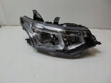 Laden Sie das Bild in den Galerie-Viewer, Frontscheinwerfer Mitsubishi Outlander III 8301C2-04 Rechts Headlight SCH3020347827rz