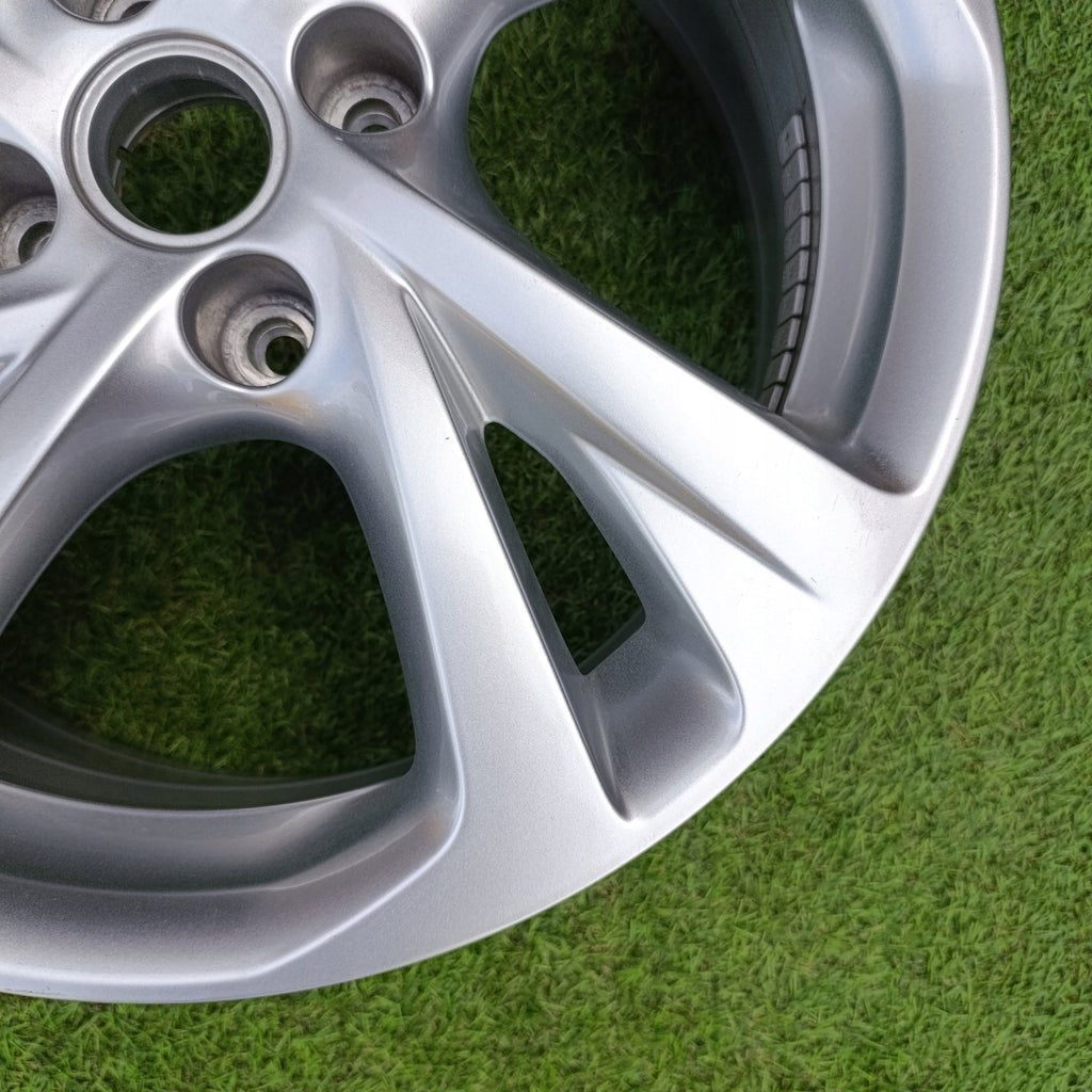 1x Alufelge 17 Zoll 7.0" 4x108 38ET Glanz 39182182 Opel Corsa F Rim Wheel FEL2284535050vh