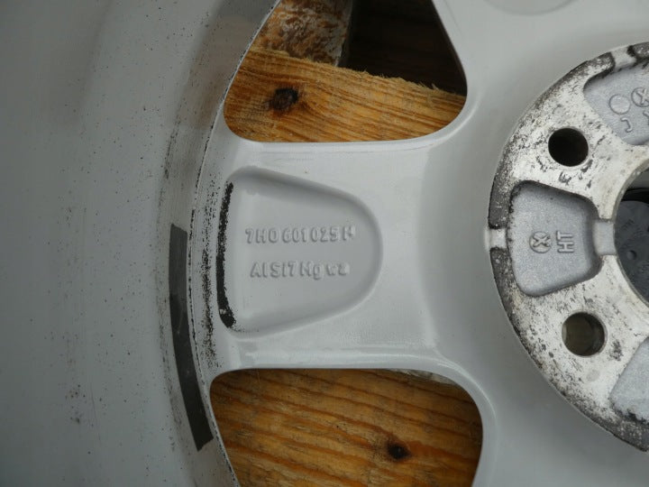 4x Alufelge 17 Zoll 7.0" 5x120 55ET Glanz Silber 7H0601025 VW T6 T5 Rim Wheel FEL5706080644yz