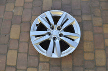 Load image into Gallery viewer, 1x Alufelge 16 Zoll 7.0" 5x108 44ET Glanz Silber 9677989577 Peugeot 308 FEL8290111523gf