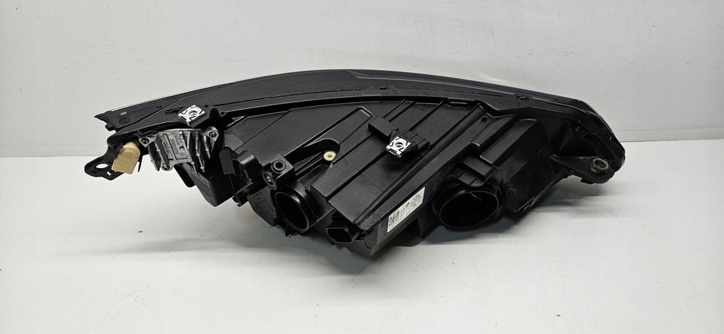 Frontscheinwerfer VW Golf VIII I 5H1941005 LED Ein Stück (Rechts oder Links) SCH3541687160ig