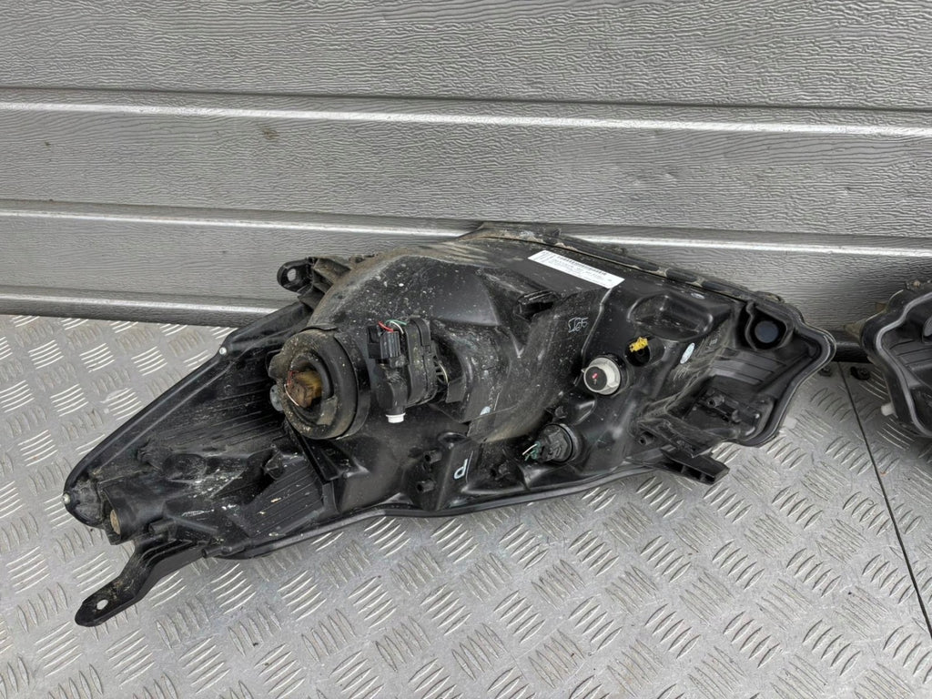 Frontscheinwerfer Toyota Yaris Ein Satz Scheinwerfer Headlight SCH8725543045hh
