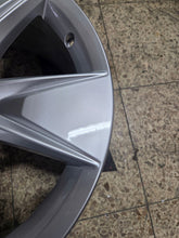 Load image into Gallery viewer, 1x Alufelge 18 Zoll 7.5" 5x108 50 5ET Matt Silber 32271574 Volvo V60 I S60 FEL1110876766ib