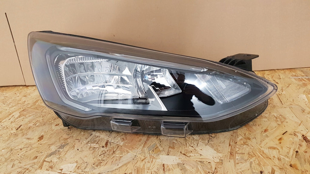 Frontscheinwerfer Ford Focus MX7B-13E014-CC LED Rechts Scheinwerfer Headlight