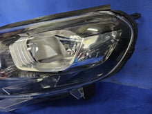 Laden Sie das Bild in den Galerie-Viewer, Frontscheinwerfer Citroën Jumpy 9808567780 Links Scheinwerfer Headlight