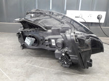 Laden Sie das Bild in den Galerie-Viewer, Frontscheinwerfer BMW 2 Active Tourer U06 5A42247-01 Links Headlight