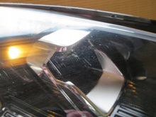 Laden Sie das Bild in den Galerie-Viewer, Frontscheinwerfer Ford Kuga LV4B-13E016-AP LV4B13E016AP 90187839 LED Rechts SCH8738229746bf