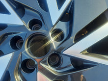 Load image into Gallery viewer, 1x Alufelge 18 Zoll 7.0&quot; 5x100 39ET 658601025J Skoda Scala Rim Wheel