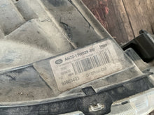 Laden Sie das Bild in den Galerie-Viewer, Frontscheinwerfer Land Rover I Discovery IV AH22-13W029-BB Rechts Headlight SCH8863640996wb