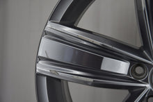 Load image into Gallery viewer, 1x Alufelge 19 Zoll 7.0" 5x112 43ET Glanz Grau 5NN601025C VW Tiguan Rim Wheel FEL8127765901ww