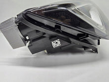 Laden Sie das Bild in den Galerie-Viewer, Frontscheinwerfer Seat Ateca I 576941032B Rechts Scheinwerfer Headlight SCH8101546448zb