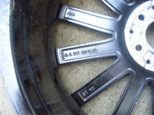 Laden Sie das Bild in den Galerie-Viewer, 1x Alufelge 20 Zoll 8.0" 5x112 48ET A2474011600 Mercedes-Benz Glb X247 Rim Wheel FEL2235101106qc