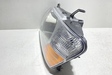 Load image into Gallery viewer, Frontscheinwerfer Mitsubishi Pajero III 10087419 Links Scheinwerfer Headlight