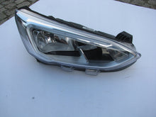 Laden Sie das Bild in den Galerie-Viewer, Frontscheinwerfer Ford Focus JX7B-13W029-AE LED Rechts Scheinwerfer Headlight SCH9036634732bm