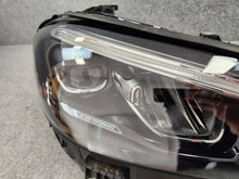 Laden Sie das Bild in den Galerie-Viewer, Frontscheinwerfer Mercedes-Benz W206 A2069063605 LED Rechts Headlight SCH7092777594ie