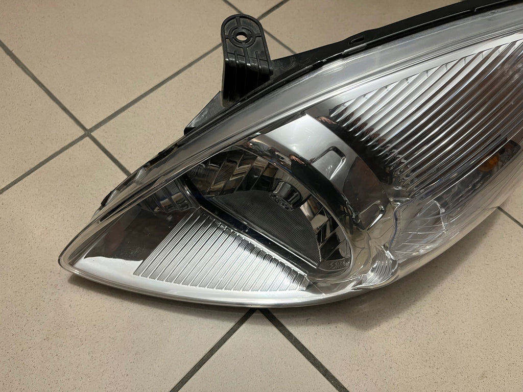 Frontscheinwerfer Hyundai Matrix 92101-10010 Links Scheinwerfer Headlight