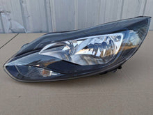 Laden Sie das Bild in den Galerie-Viewer, Frontscheinwerfer Ford Focus III BM5113W030CBAX Links Scheinwerfer Headlight SCH5873208442tq