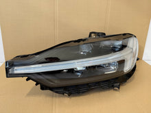 Load image into Gallery viewer, Frontscheinwerfer Volvo 32338976 Full LED Ein Stück (Rechts oder Links) SCH6701611853al
