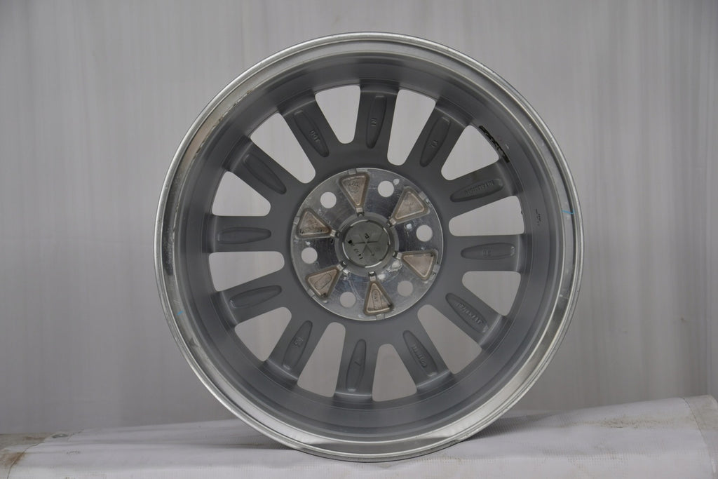 1x Alufelge 17 Zoll 7.5" 6x139.7 38ET 9KT0215097227 Mitsubishi Rim Wheel