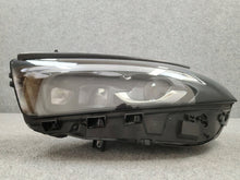 Laden Sie das Bild in den Galerie-Viewer, Frontscheinwerfer Mercedes-Benz W177 A1779065704 Links Scheinwerfer Headlight SCH8190764930fo