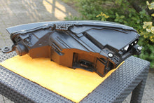 Laden Sie das Bild in den Galerie-Viewer, Frontscheinwerfer Audi A5 8W6941034D Rechts Scheinwerfer Headlight SCH3286927606wy