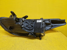 Laden Sie das Bild in den Galerie-Viewer, Frontscheinwerfer Hyundai I30 III 92102-A6000 Rechts Scheinwerfer Headlight SCH4222712711xm