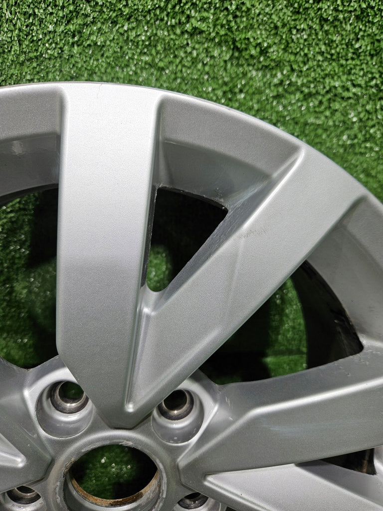 1x Alufelge 16 Zoll 6.5" 5x112 3G0601025A Audi B8 Passat Rim Wheel