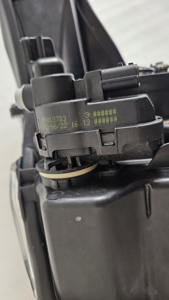 Frontscheinwerfer Toyota Yaris LED Rechts Scheinwerfer Headlight