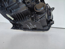 Laden Sie das Bild in den Galerie-Viewer, Frontscheinwerfer Dacia Duster 260602515R Full LED Links Scheinwerfer Headlight