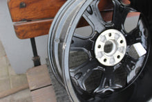 Laden Sie das Bild in den Galerie-Viewer, 1x Alufelge 18 Zoll 8.0" 5x108 55ET Ford Focus Rim Wheel FEL2053287601bg