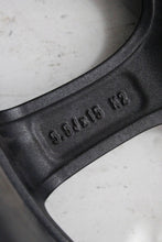 Laden Sie das Bild in den Galerie-Viewer, 1x Alufelge 15 Zoll 4x100 DC3LV3810 Mazda I Rim Wheel FEL9412643323eq