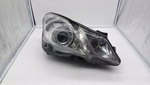 Laden Sie das Bild in den Galerie-Viewer, Frontscheinwerfer Mercedes-Benz C207 A2078204461MERC Rechts Headlight SCH5410472287cv