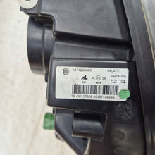 Laden Sie das Bild in den Galerie-Viewer, Frontscheinwerfer Fiat Ducato 1374296080 Links Scheinwerfer Headlight SCH3620664238dn