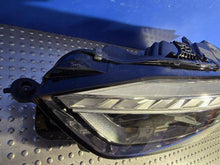 Laden Sie das Bild in den Galerie-Viewer, Frontscheinwerfer Audi A5 Laser Ein Stück (Rechts oder Links) Headlight SCH6795270504jx
