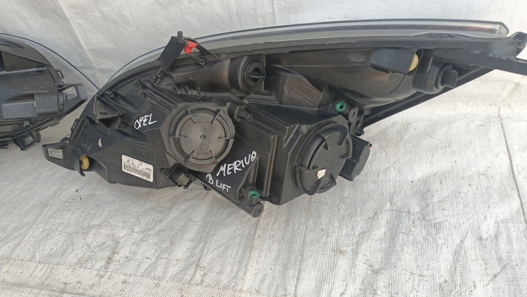 Frontscheinwerfer Opel Meriva B 13372335 Ein Satz Scheinwerfer Headlight SCH4240123332uy