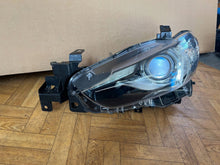 Laden Sie das Bild in den Galerie-Viewer, Frontscheinwerfer Mazda 6 Gj Links Scheinwerfer Headlight SCH6607880138jc
