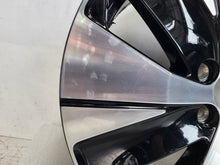 Laden Sie das Bild in den Galerie-Viewer, 1x Alufelge 18 Zoll 7.5&quot; 5x108 50 5ET Glanz Schwarz 31680403 Volvo Rim Wheel