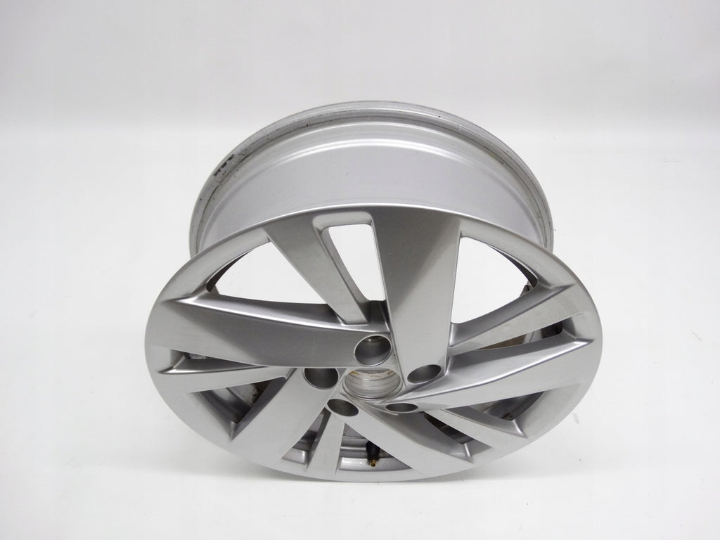 1x Alufelge 15 Zoll 5.5" 5x100 40ET Glanz Silber 2G0601025BB VW Polo Rim Wheel