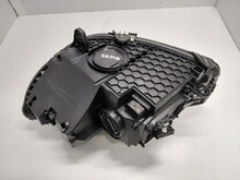 Laden Sie das Bild in den Galerie-Viewer, Frontscheinwerfer Mercedes-Benz W206 A2069067203 Full LED Rechts Headlight SCH9115611403fo