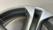 Laden Sie das Bild in den Galerie-Viewer, 1x Alufelge 18 Zoll 8.0" 5x108 27ET 9688278377 Peugeot Rim Wheel FEL1267824998ao